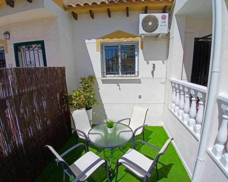 3 quarto Casa em Banda para venda em Orihuela Costa com piscina - 279 000 € (Ref: 9926390)