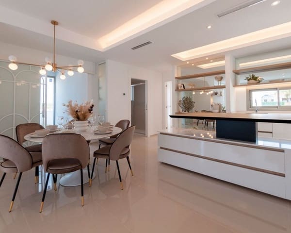 4 camera da letto Villa in vendita in Centro, Los Alcázares con piscina - 650.000 € (Rif: 9926391)