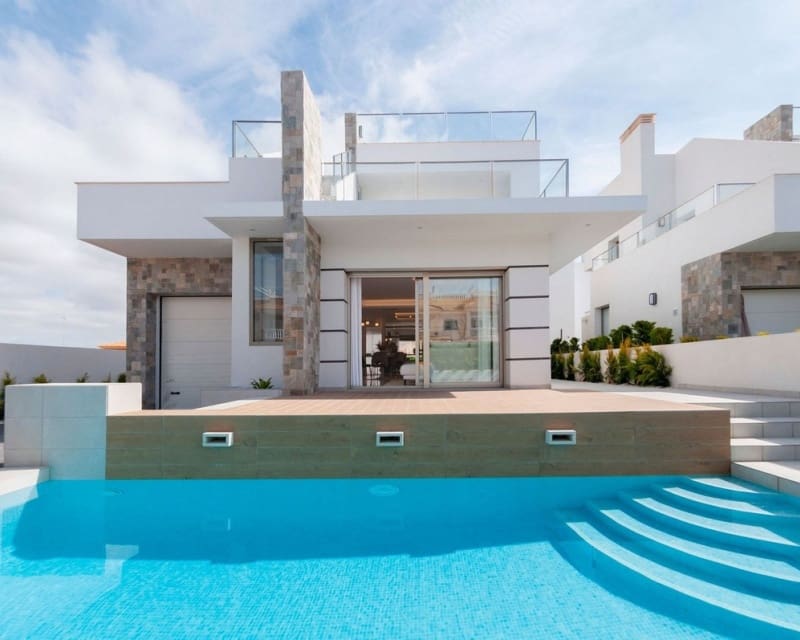 4 camera da letto Villa in vendita in Los Alcazares con piscina - 650.000 € (Rif: 9926391)