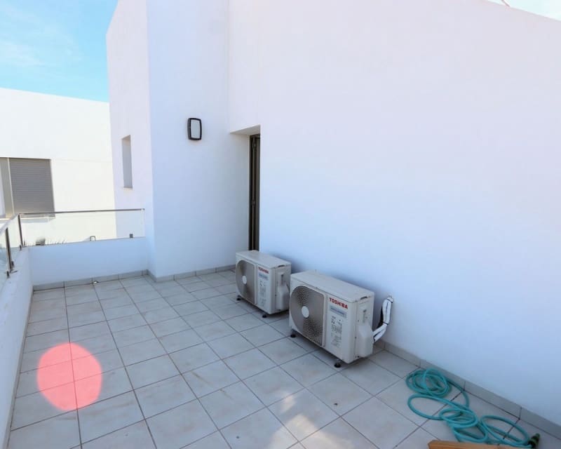4 camera da letto Villa in vendita in Los Alcazares con piscina - 650.000 € (Rif: 9926391)
