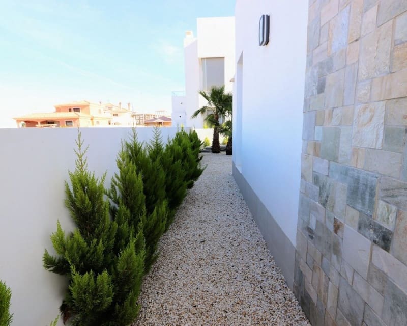 4 camera da letto Villa in vendita in Los Alcazares con piscina - 650.000 € (Rif: 9926391)