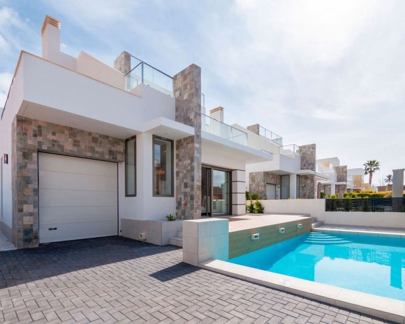 4 camera da letto Villa in vendita in Los Alcazares con piscina - 650.000 € (Rif: 9926391)