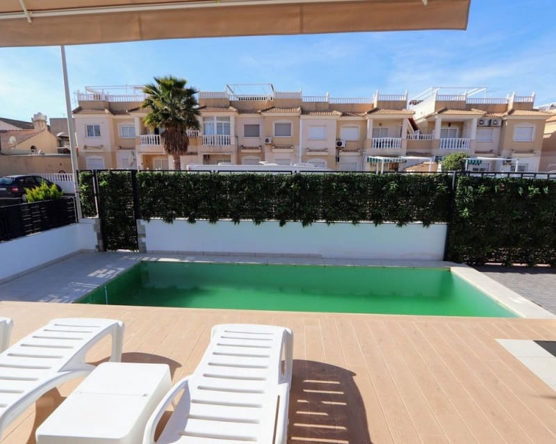 4 camera da letto Villa in vendita in Los Alcazares con piscina - 650.000 € (Rif: 9926391)