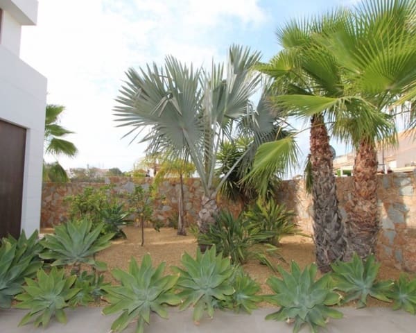 3 Zimmer Villa zu verkaufen in Ciudad Quesada, Rojales mit Pool - 750.000 € (Ref: 9926394)