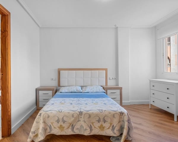 3 sovrum Lägenhet till salu i Antonio Machado, Torrevieja med pool - 169 000 € (Ref: 9926395)