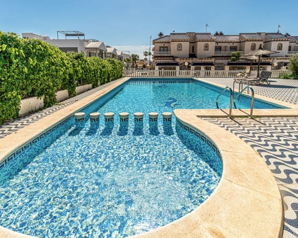 3 sovrum Hus till salu i Playa Flamenca, Orihuela med pool - 245 000 € (Ref: 9926396)