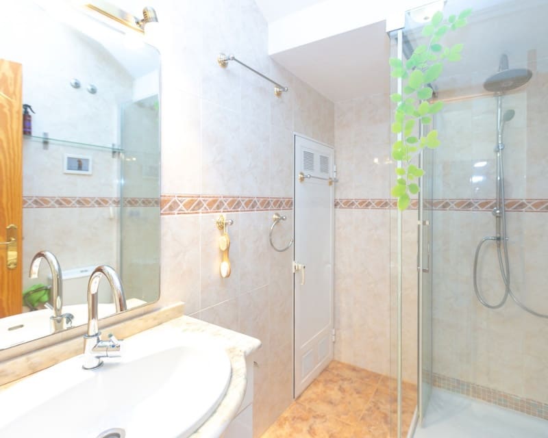 2 soverom Hus til salgs i Cabo Roig med svømmebasseng - € 289 000 (Ref: 9926397)