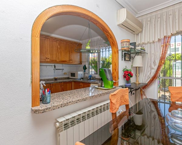 2 soverom Hus til salgs i Cabo Roig, Orihuela med svømmebasseng - € 289 000 (Ref: 9926397)