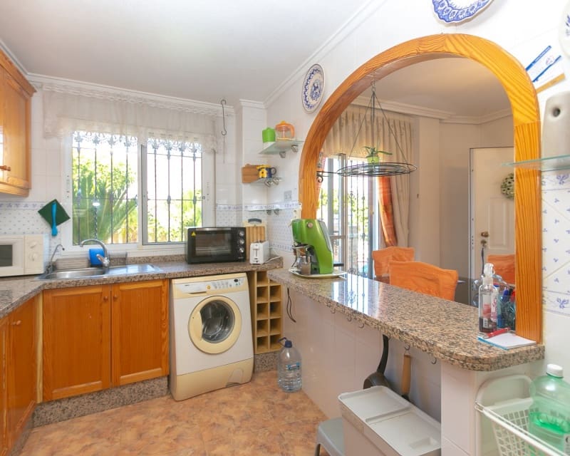 2 soverom Hus til salgs i Cabo Roig med svømmebasseng - € 289 000 (Ref: 9926397)