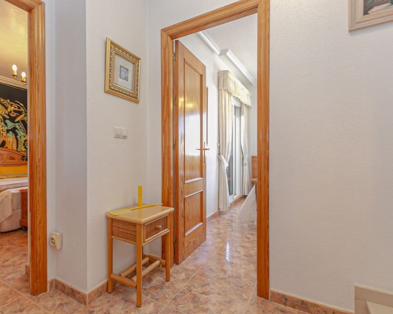 2 soverom Hus til salgs i Cabo Roig med svømmebasseng - € 289 000 (Ref: 9926397)