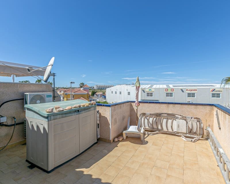 2 soverom Hus til salgs i Cabo Roig med svømmebasseng - € 289 000 (Ref: 9926397)