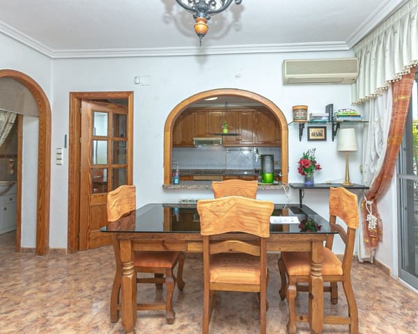 2 soverom Hus til salgs i Cabo Roig, Orihuela med svømmebasseng - € 289 000 (Ref: 9926397)