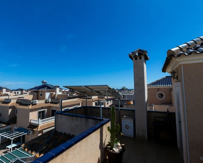 2 soverom Hus til salgs i Cabo Roig med svømmebasseng - € 289 000 (Ref: 9926397)