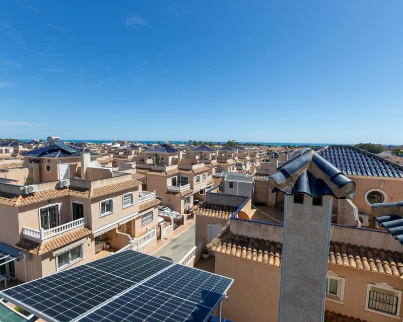 2 soverom Hus til salgs i Cabo Roig med svømmebasseng - € 289 000 (Ref: 9926397)