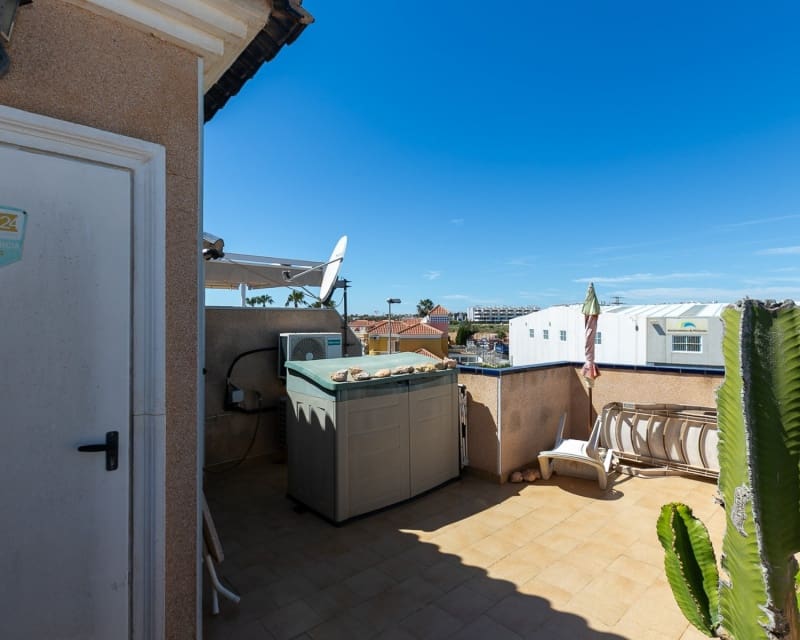 2 soverom Hus til salgs i Cabo Roig med svømmebasseng - € 289 000 (Ref: 9926397)