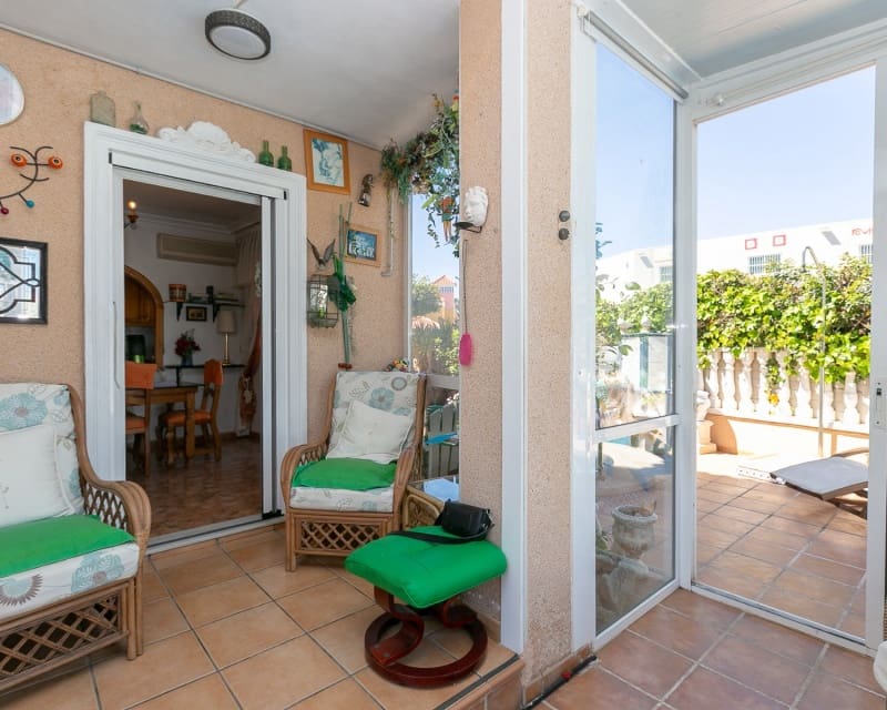 2 soverom Hus til salgs i Cabo Roig med svømmebasseng - € 289 000 (Ref: 9926397)
