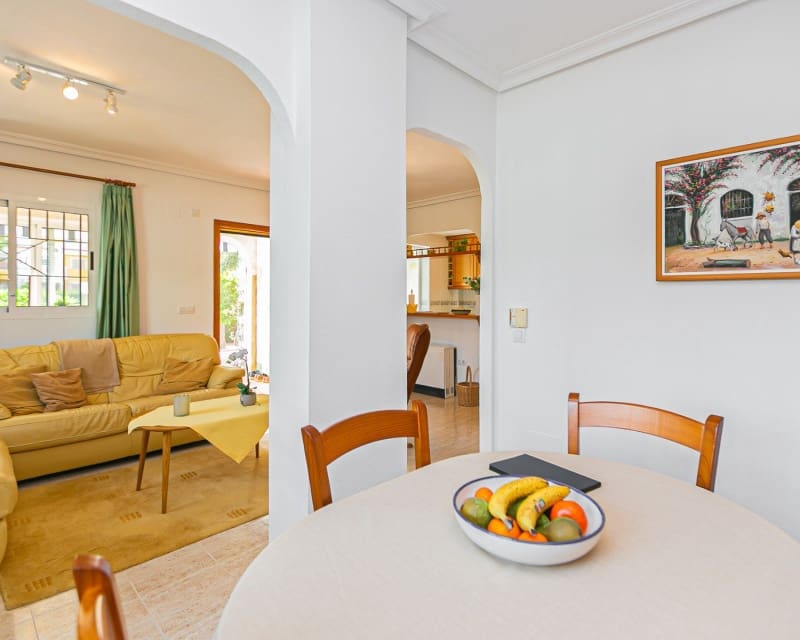 2 sovrum Villa till salu i Playa Flamenca med pool garage - 270 000 € (Ref: 9926398)