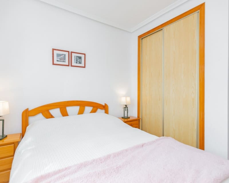 2 sovrum Villa till salu i Playa Flamenca med pool garage - 270 000 € (Ref: 9926398)