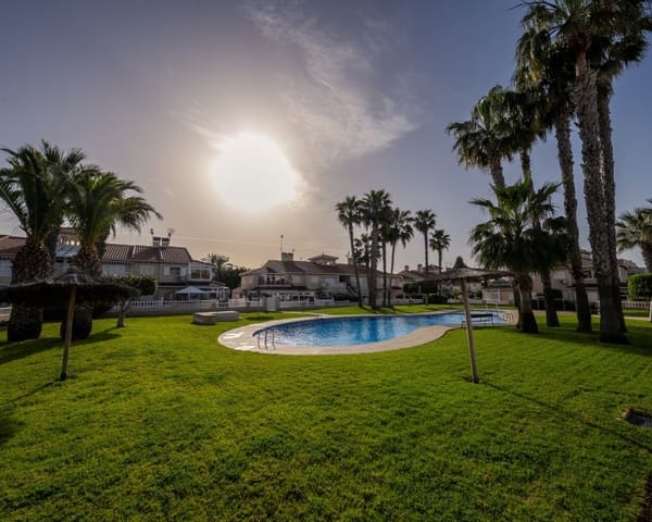2 sovrum Villa till salu i Playa Flamenca, Orihuela med pool garage - 270 000 € (Ref: 9926398)