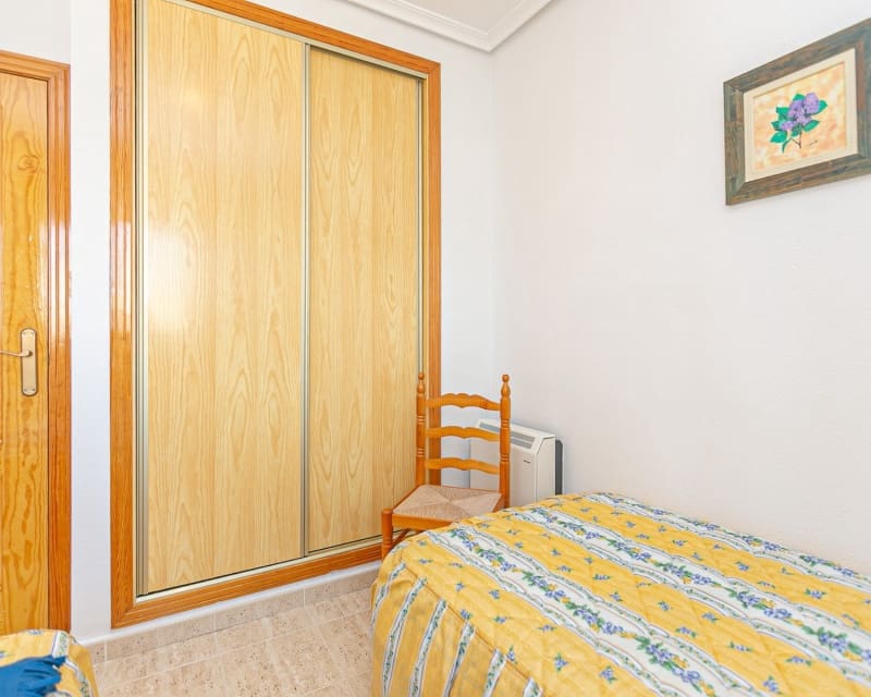 2 sovrum Villa till salu i Playa Flamenca med pool garage - 270 000 € (Ref: 9926398)