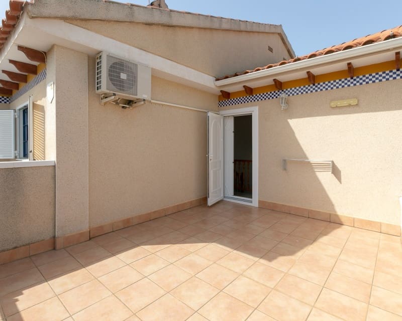 2 sovrum Villa till salu i Playa Flamenca med pool garage - 270 000 € (Ref: 9926398)