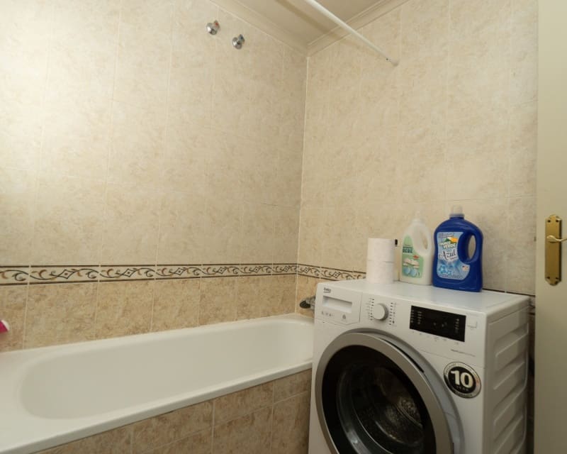 3 sovrum Hus till salu i Playa Flamenca med pool - 195 000 € (Ref: 9926399)