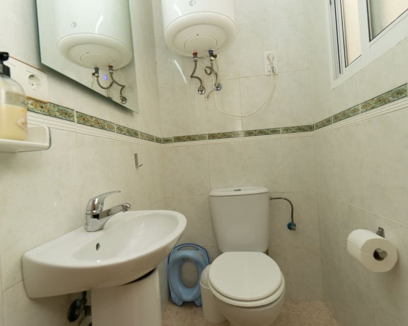 3 sovrum Hus till salu i Playa Flamenca med pool - 195 000 € (Ref: 9926399)