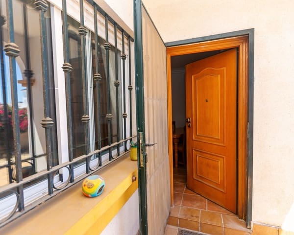 2 soveværelse Byhus til salg i La Zenia, Orihuela med swimmingpool - € 235.000 (Ref: 9926400)