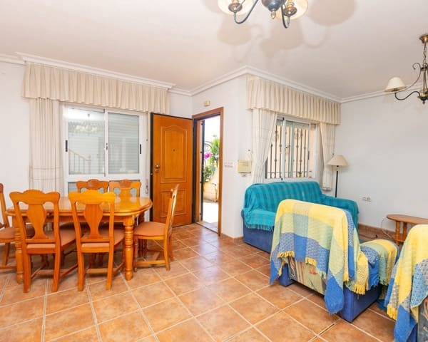 2 soveværelse Byhus til salg i La Zenia, Orihuela med swimmingpool - € 235.000 (Ref: 9926400)