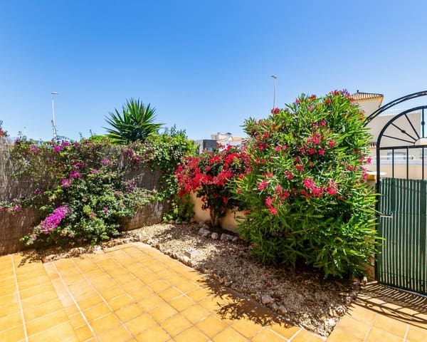 2 soveværelse Byhus til salg i La Zenia, Orihuela med swimmingpool - € 235.000 (Ref: 9926400)