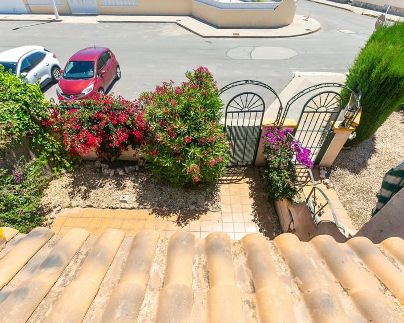 2 soveværelse Byhus til salg i La Zenia med swimmingpool - € 235.000 (Ref: 9926400)