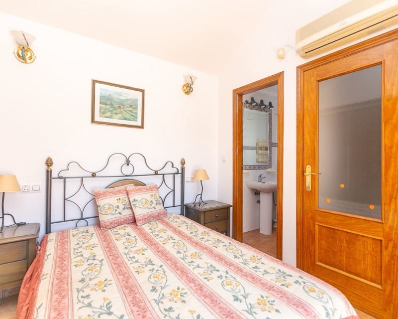 2 soveværelse Byhus til salg i La Zenia med swimmingpool - € 235.000 (Ref: 9926400)