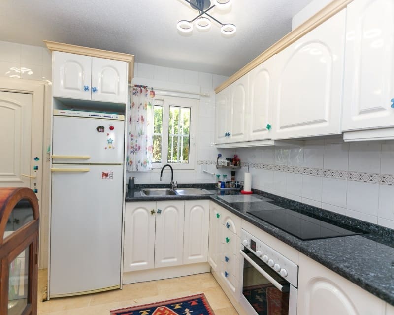 3 soverom Villa til salgs i Villamartin med svømmebasseng garasje - € 530 000 (Ref: 9926401)