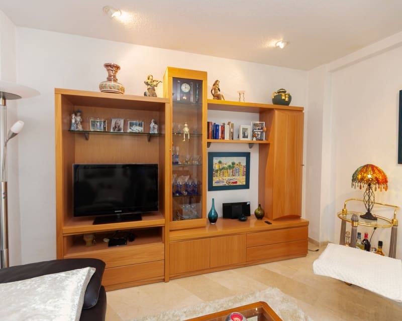 3 soverom Villa til salgs i Villamartin med svømmebasseng garasje - € 530 000 (Ref: 9926401)