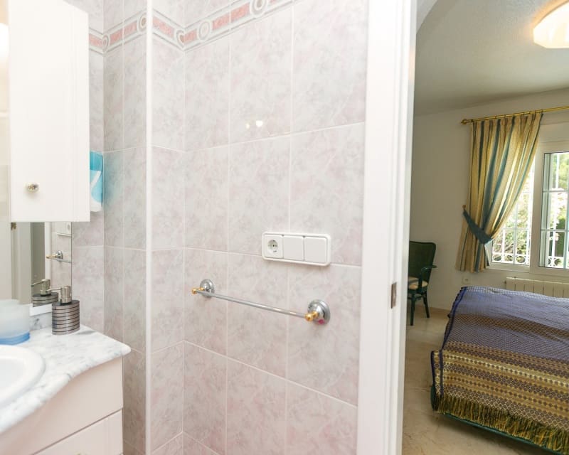 3 soverom Villa til salgs i Villamartin med svømmebasseng garasje - € 530 000 (Ref: 9926401)