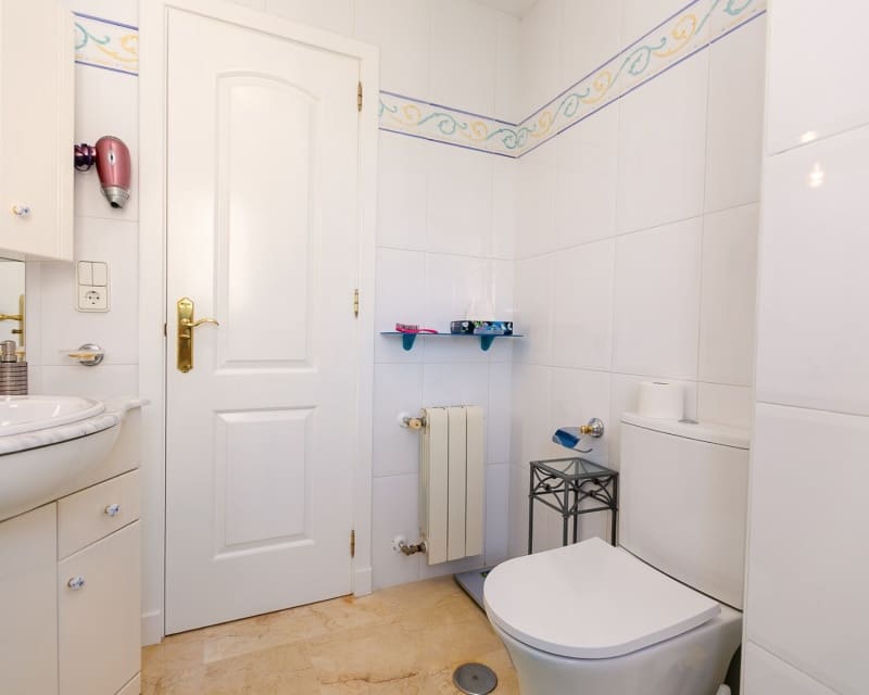3 soverom Villa til salgs i Villamartin med svømmebasseng garasje - € 530 000 (Ref: 9926401)