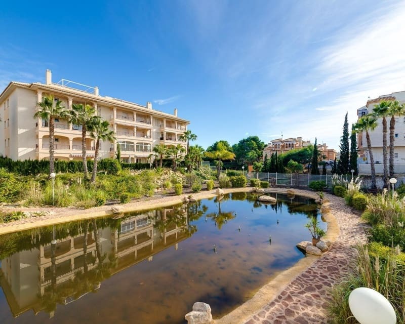 2 sovrum Lägenhet till salu i Playa Flamenca med pool - 218 000 € (Ref: 9926402)