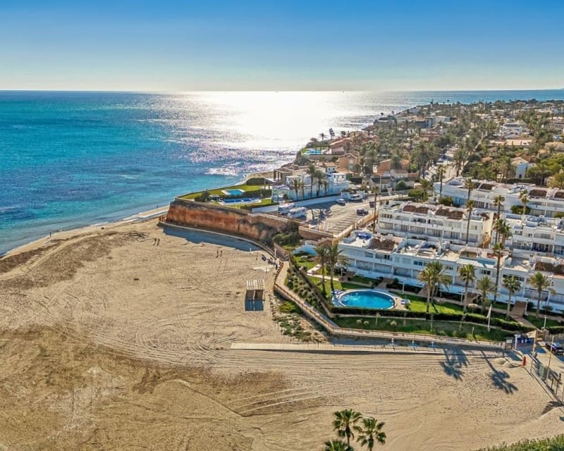 2 sovrum Lägenhet till salu i Playa Flamenca med pool - 218 000 € (Ref: 9926402)