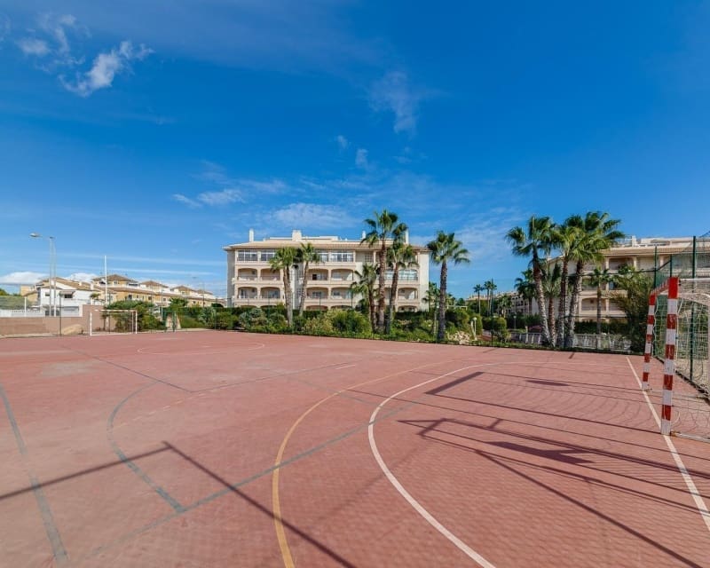 2 sovrum Lägenhet till salu i Playa Flamenca med pool - 218 000 € (Ref: 9926402)