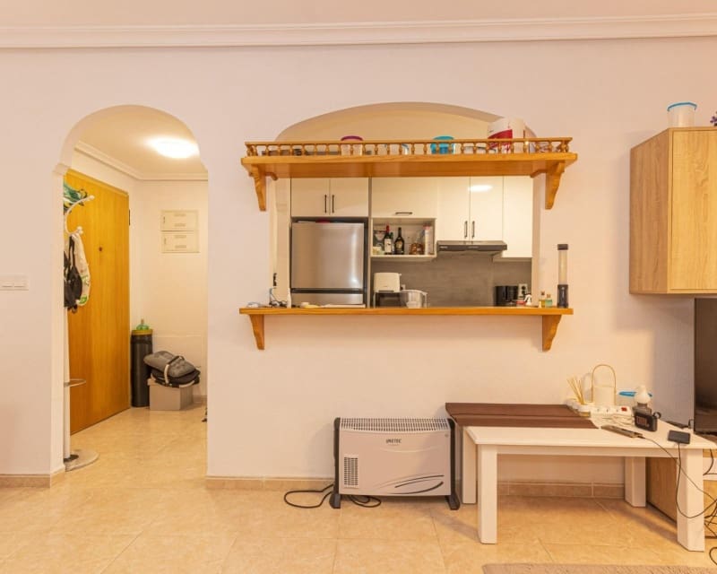 2 sovrum Lägenhet till salu i Playa Flamenca med pool - 218 000 € (Ref: 9926402)