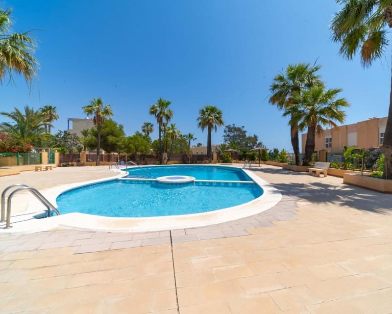 3 quarto Casa em Banda para venda em Cabo Roig com piscina garagem - 450 000 € (Ref: 9926403)