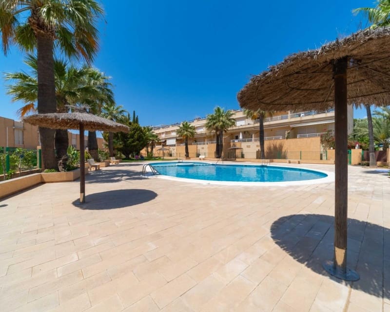 3 quarto Casa em Banda para venda em Cabo Roig com piscina garagem - 450 000 € (Ref: 9926403)