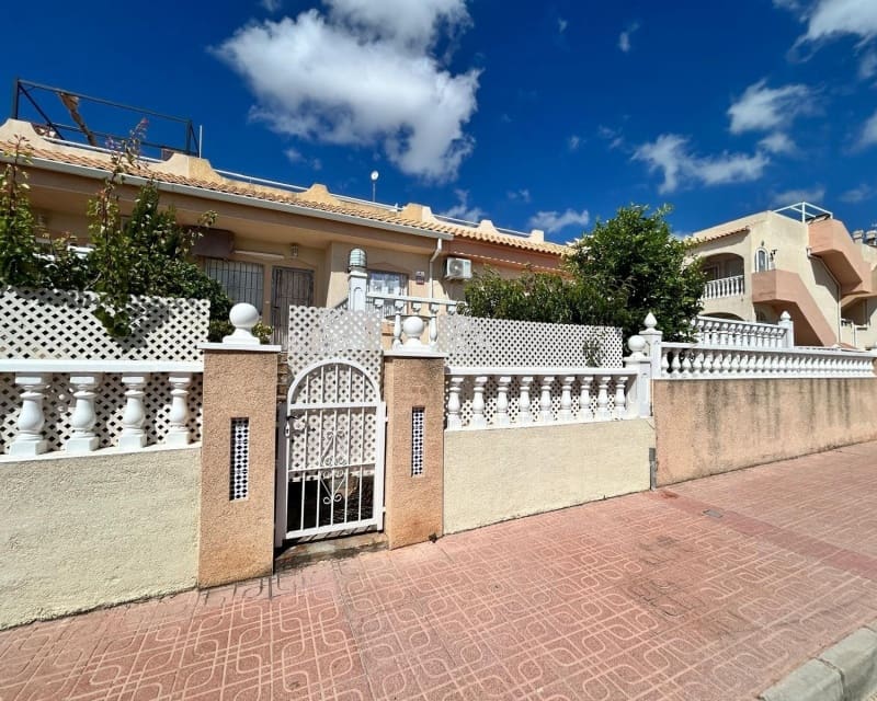1 soverom Bungalow til salgs i La Florida med svømmebasseng - € 140 000 (Ref: 9926404)