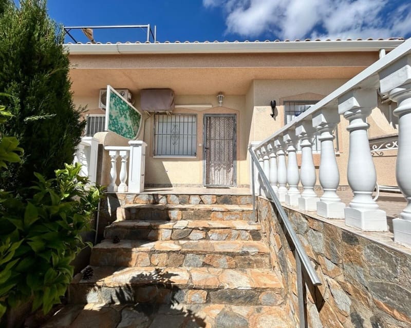 1 soverom Bungalow til salgs i La Florida med svømmebasseng - € 140 000 (Ref: 9926404)