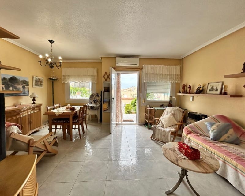 1 soverom Bungalow til salgs i La Florida med svømmebasseng - € 140 000 (Ref: 9926404)