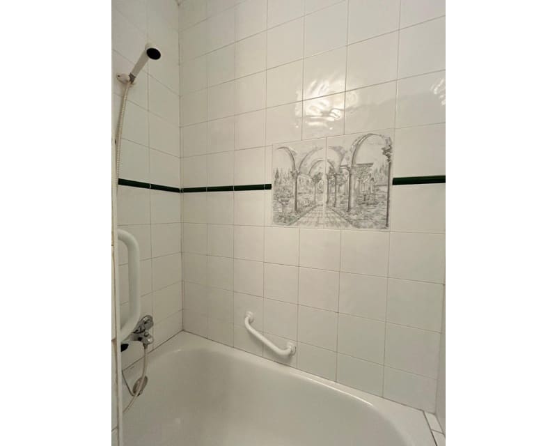 1 soverom Bungalow til salgs i La Florida med svømmebasseng - € 140 000 (Ref: 9926404)