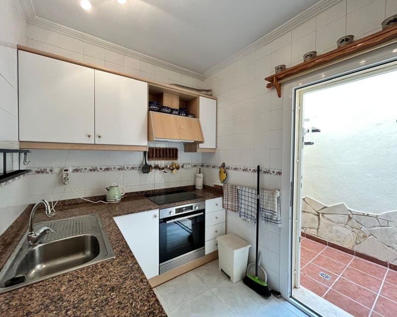 1 soverom Bungalow til salgs i La Florida med svømmebasseng - € 140 000 (Ref: 9926404)
