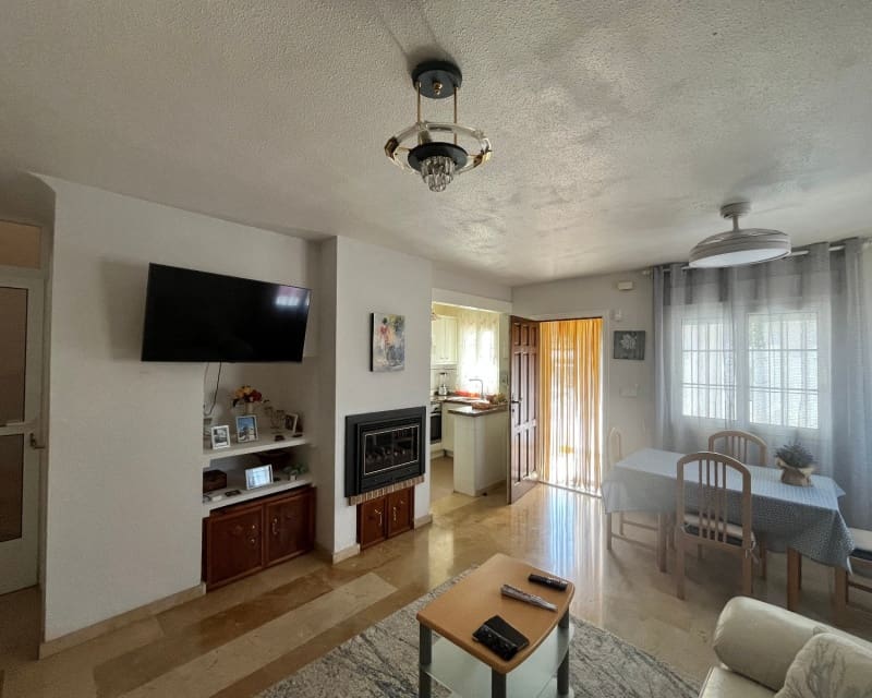 3 soveværelse Villa til salg i Playa Flamenca med swimmingpool garage - € 259.995 (Ref: 9926406)