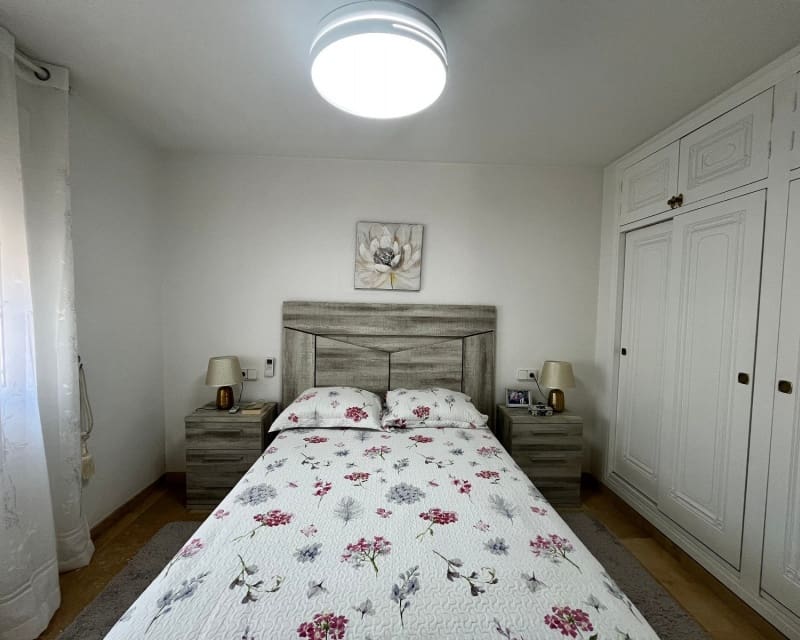 3 soveværelse Villa til salg i Playa Flamenca med swimmingpool garage - € 259.995 (Ref: 9926406)