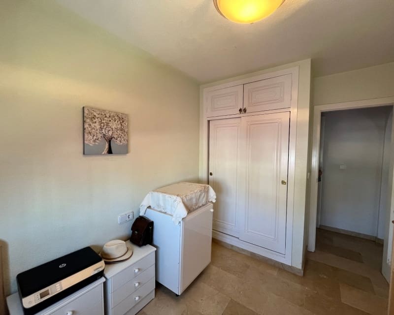 3 soveværelse Villa til salg i Playa Flamenca med swimmingpool garage - € 259.995 (Ref: 9926406)